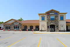 Front retail design of Red, Wine & Brew by Paramount Construction and Contracting